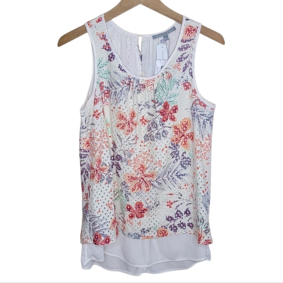 NWT Stitch Fix Daniel Rainn | Cadez Perforated Floral Overlay Tank Blouse - Picture 1 of 8